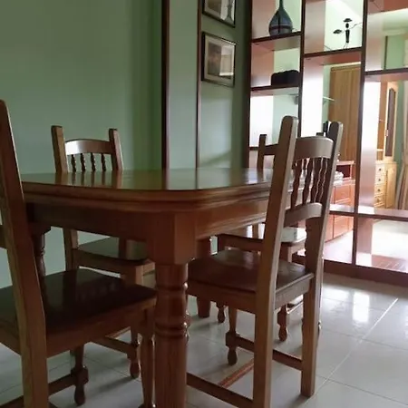 Apartamento Cómodo Con Vistas Al Mar